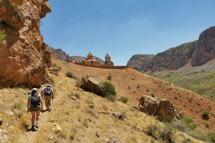 Armenien und Georgien für Natur- und Kulturliebhaber*innen