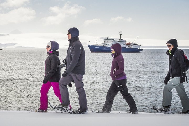 Schneeschuhwandern in der Antarktis