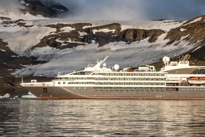 Kangerlugssuaq ©StudiPONANT/Laurence Fischer