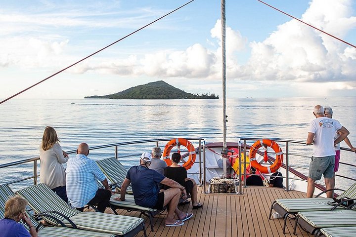 Sonnendeck auf dem Kreuzfahrtschiff Panorama II