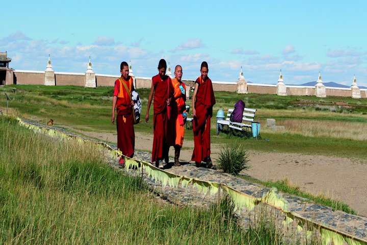 Mönche im Kloster Erdene Zuu