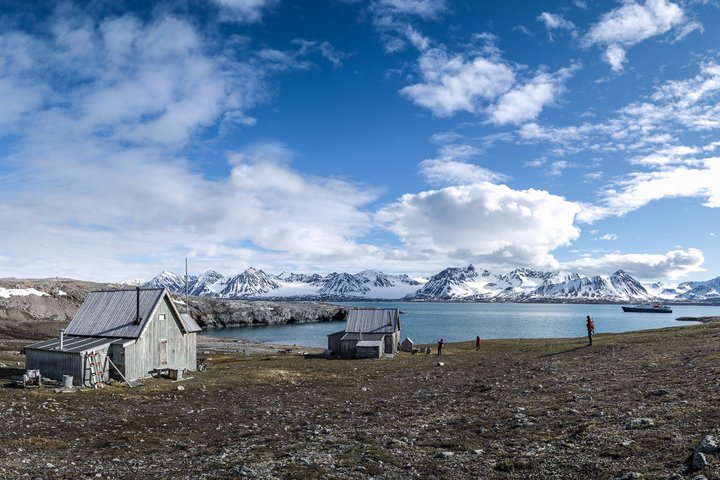 Alte Trapperhütte in Spitzbergen