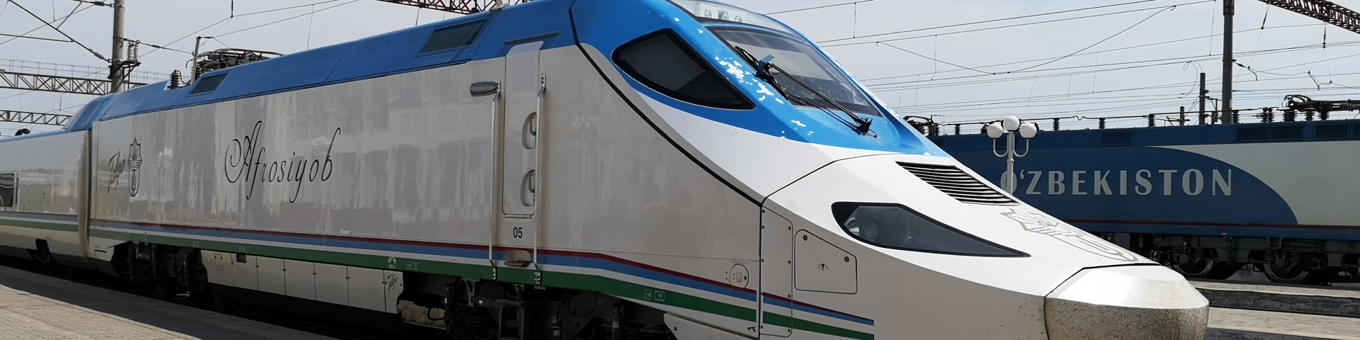 Schnellzug in Usbekistan