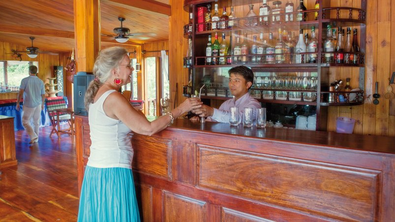 Bar auf der Mekong Sun