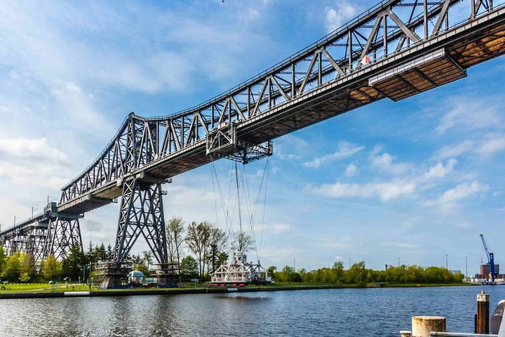 Eisenbahnbrücke über den Nordostseekanal bei Rendsburg Eisenbahnbrücke über den Nordostseekanal bei Rendsburg