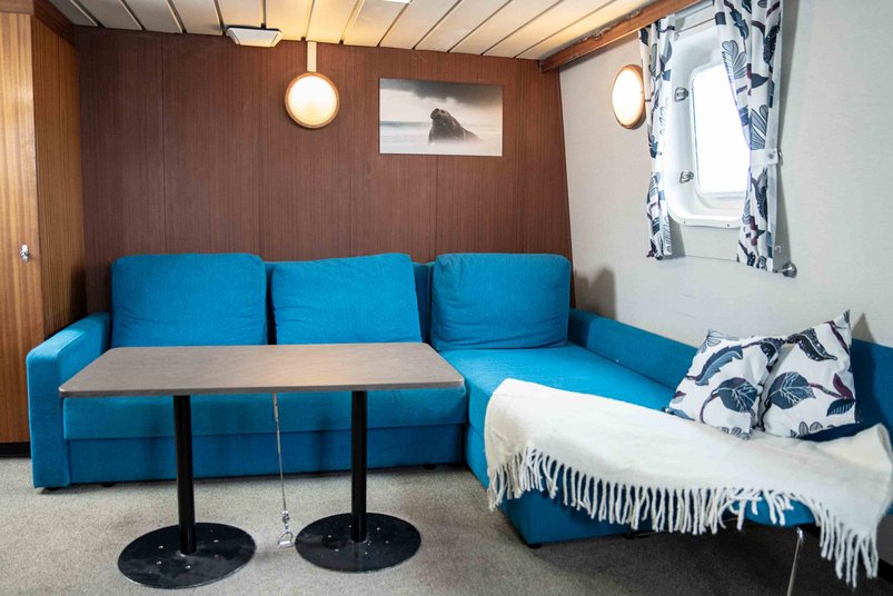 Wohnbereich der Signature Suite auf der Polar Athena