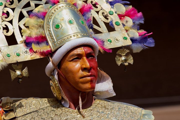 Einheimischer in traditioneller Tracht in Salaverry Einheimischer in traditioneller Tracht in Salaverry