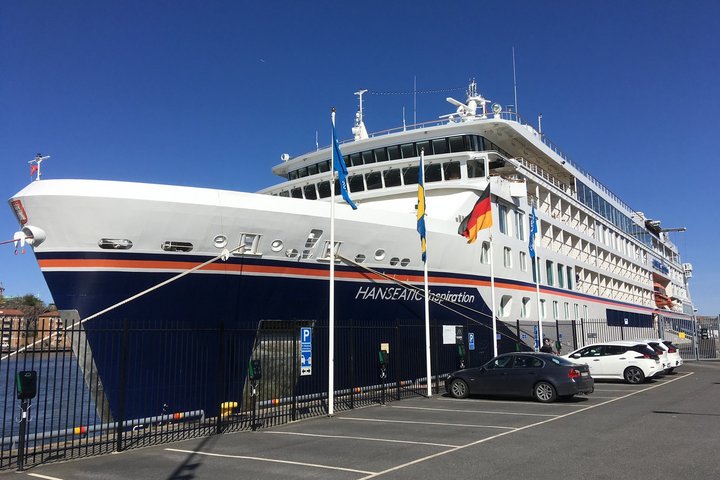 HANSEATIC inspiration in Göteborg an der Pier