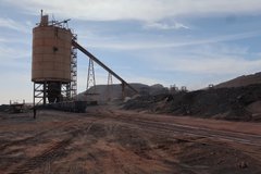 Silo für die Beladung der Erzzüge in Zouérat