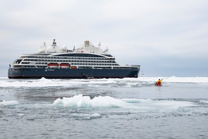 Eisbrecher Le Commandant Charcot