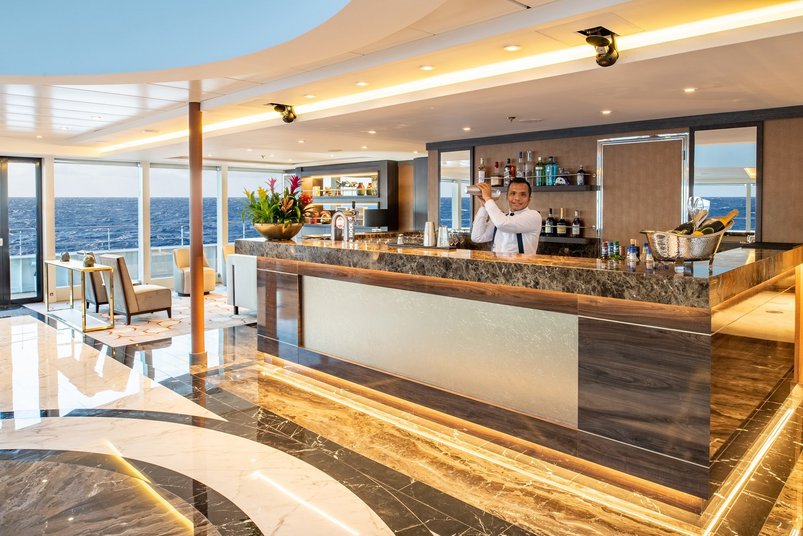 Bar an Bord der World Voyager