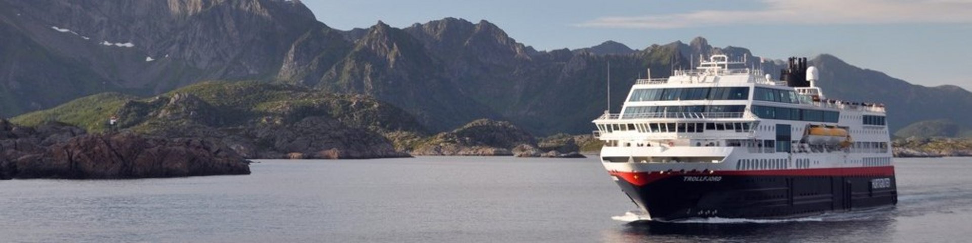 Schiff Hurtigruten