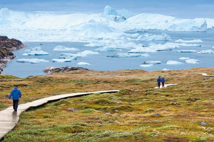 Wandern in wildromantischer Umgebung des Ilulissat-Eisfjords