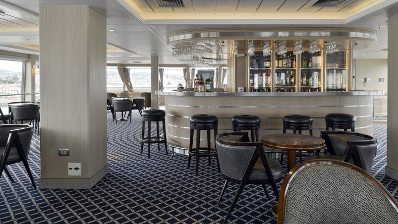 Darwin Lounge an Bord der Ventus Australis von Cruceros Australis