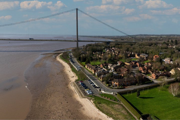 Humber Bridge bei Hessle in England