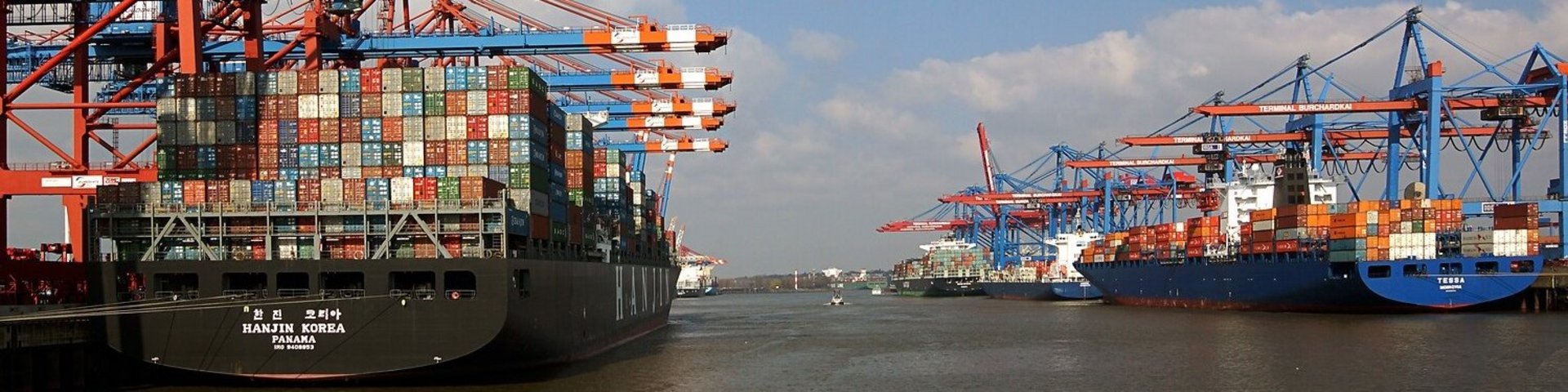 Containerterminal in Hamburg