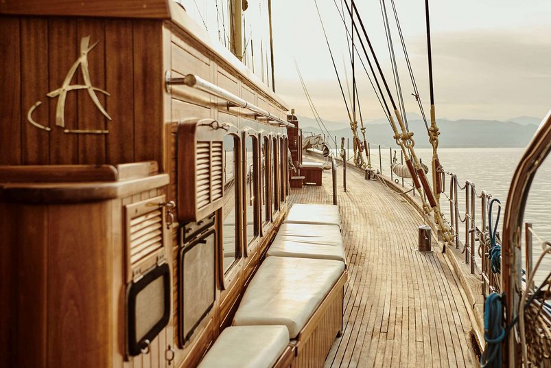 Aussendeck mit Deckhaus auf der Chronos