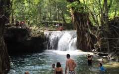 Wasserfall im Landesinnern von Bali
