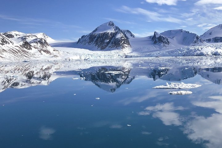 Spektakuläre Landschaft auf Spitzbergen Spektakuläre Landschaft auf Spitzbergen