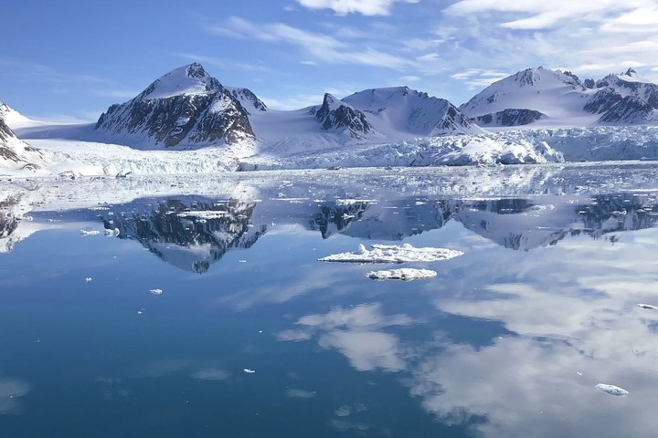 Spektakuläre Landschaft auf Spitzbergen