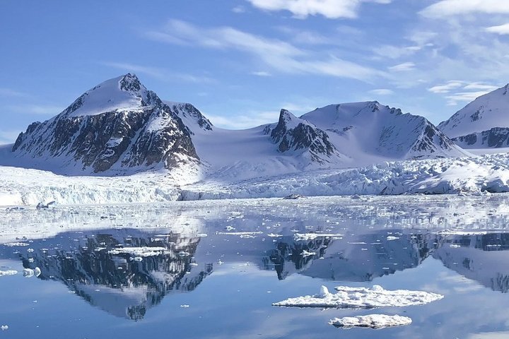 Spektakuläre Landschaft auf Spitzbergen