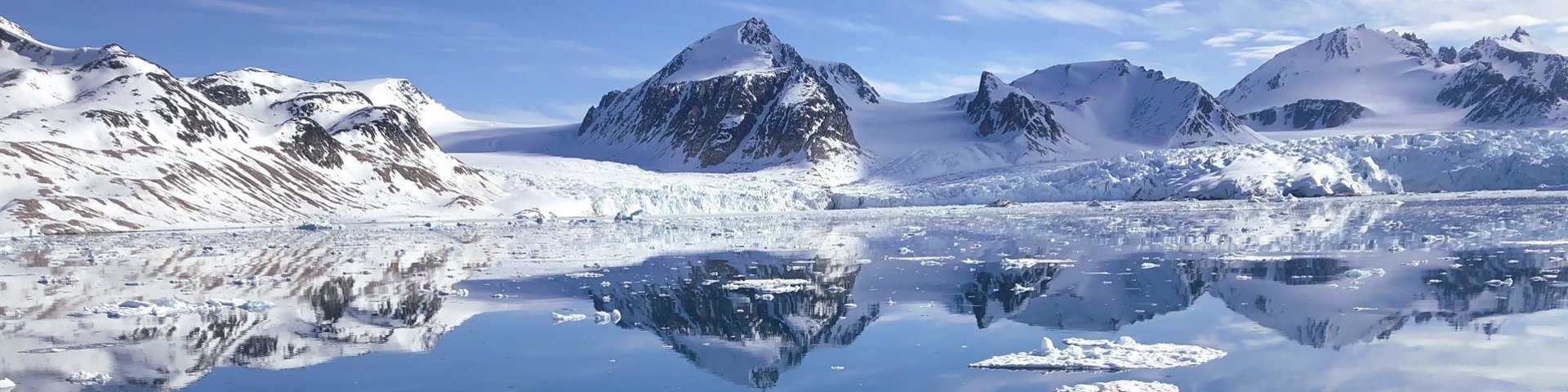 Spektakuläre Landschaft auf Spitzbergen Spektakuläre Landschaft auf Spitzbergen