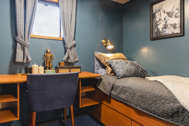 Signature Single auf Expeditionsschiff Freya