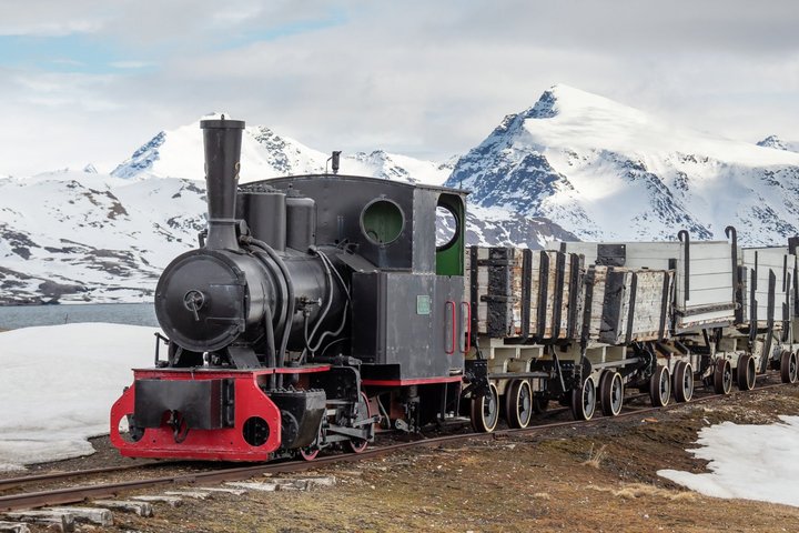 Alte Kohlenbahn in Ny Ålesund