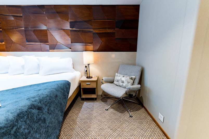 Coral Adventurer Bridge Deck Stateroom Sitzgelegenheit