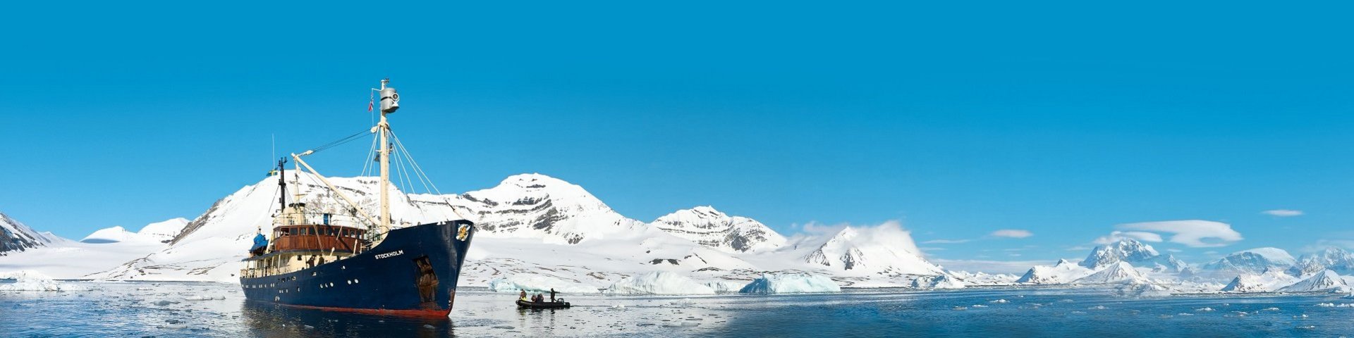 Schiff Stockholm in Spitzbergen