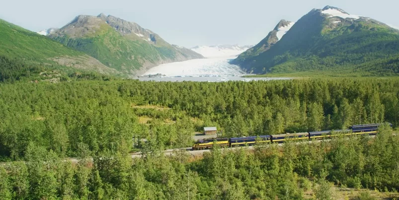 Glacier Discovery Train ©Steward_Sterling