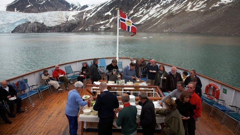 Essenspause auf der Nordstjernen von Hurtigruten
