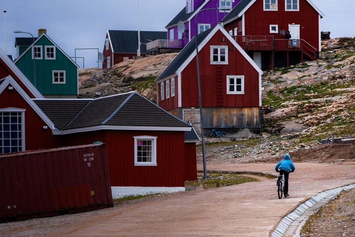 Entlegenster Ort Grönlands: Ittoqqortoormiit | Foto: Sophie Dingwall Entlegenster Ort Grönlands: Ittoqqortoormiit | Foto: Sophie Dingwall