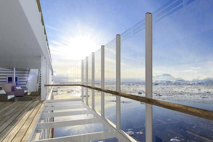 Gläserner Balkon auf der neuen Hanseatic inspiration