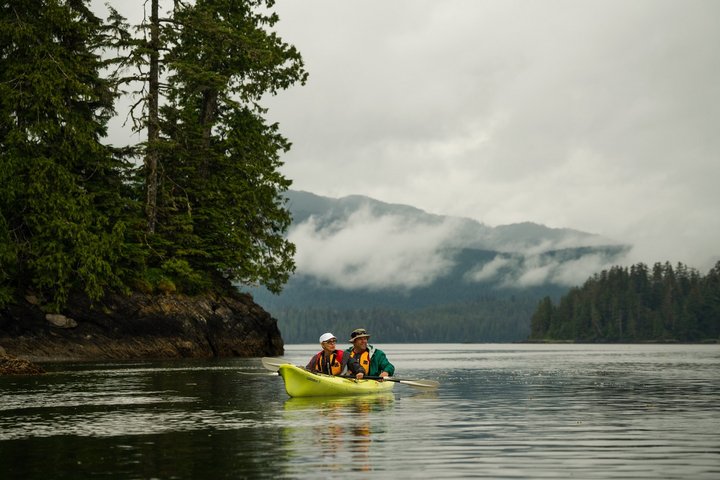 Kayaking bei Blashke Island