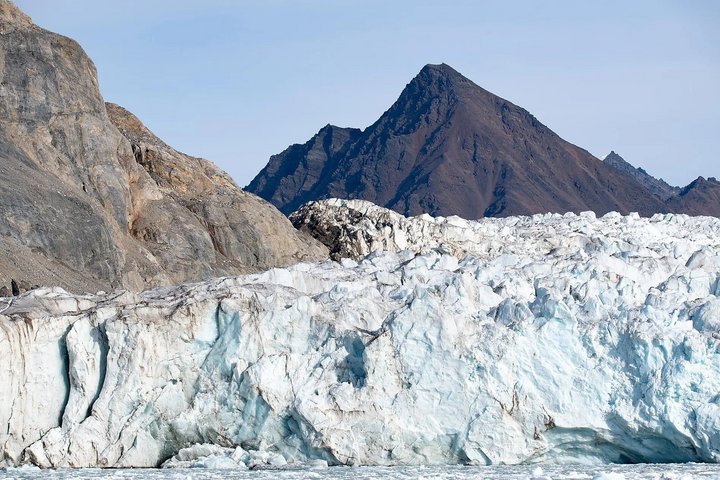 Dramatische Landschaft in Spitzbergen Dramatische Landschaft in Spitzbergen