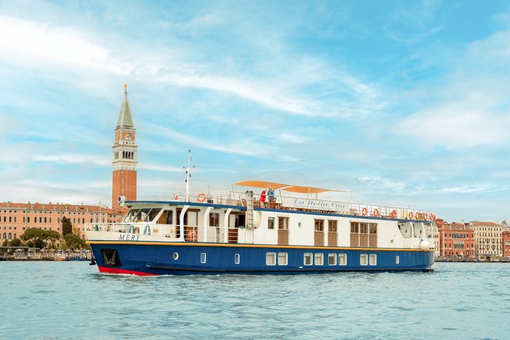 Flusskreuzfahrtschiff La Bella Vita