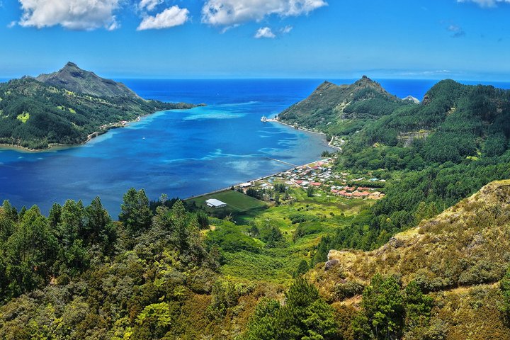Bucht auf Rapa in den Austral Inseln