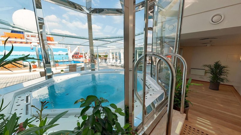 Jacuzzi an Bord der Heritage Adventurer