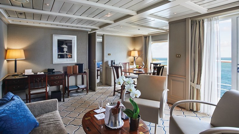 Wohnraum der Eignersuite an Bord der Silver Wind