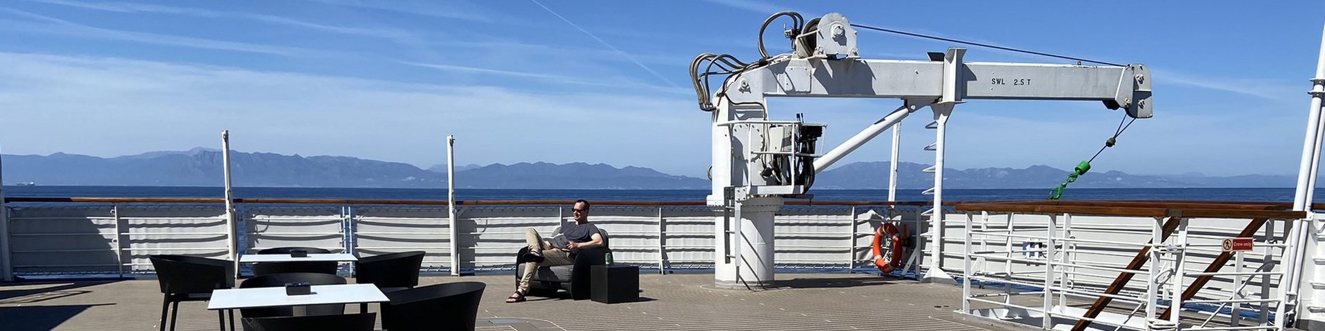 Aussendeck auf dem Fracht-Passagierschiff St. Helena