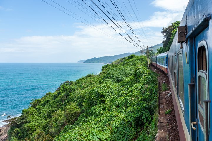 Mit Bahn und Bus durch ganz Vietnam 2026