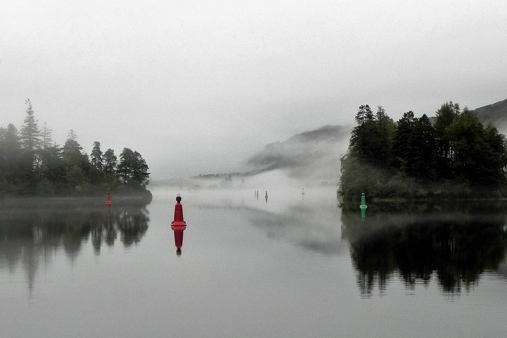 Mystische Morgenstimmung am Loch Oich