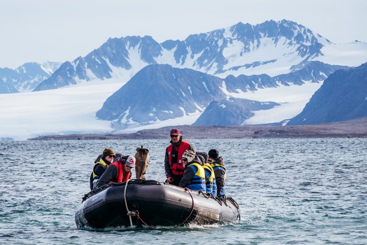Zodiac-Anlandung in Spitzbergen