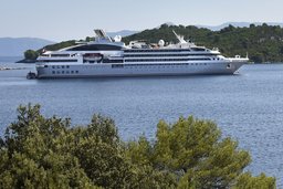 Expeditionskreuzfahrtschiff Le Lyrial