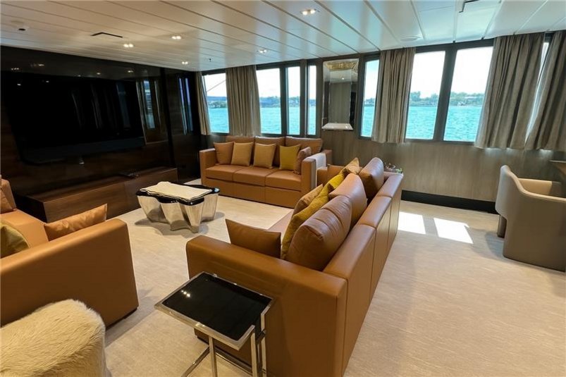 Wohnraum der Eignerkabine auf der "St. Helena"