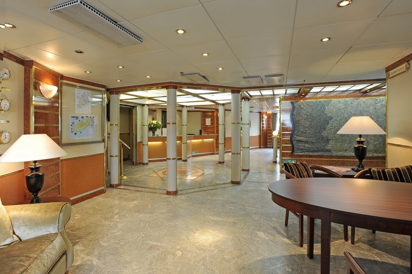 Reception auf der Island Sky Expeditionsschiff von Polar Latitude