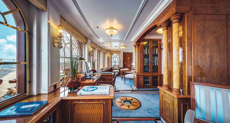 Bibliothek der Sea Cloud II