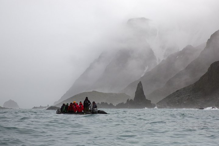 Zodiac bei Point Wild auf Elephant Island