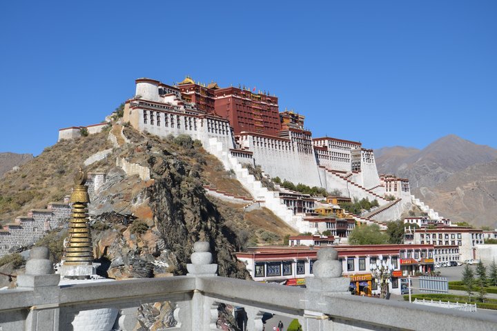 Der Potala Palast in Lhasa